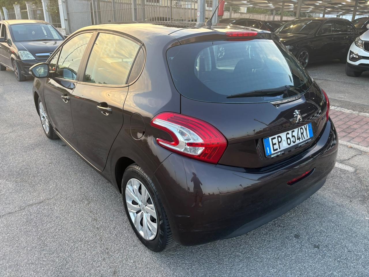Peugeot 208 1.4 HDi 5 porte Access Unipro 2012
