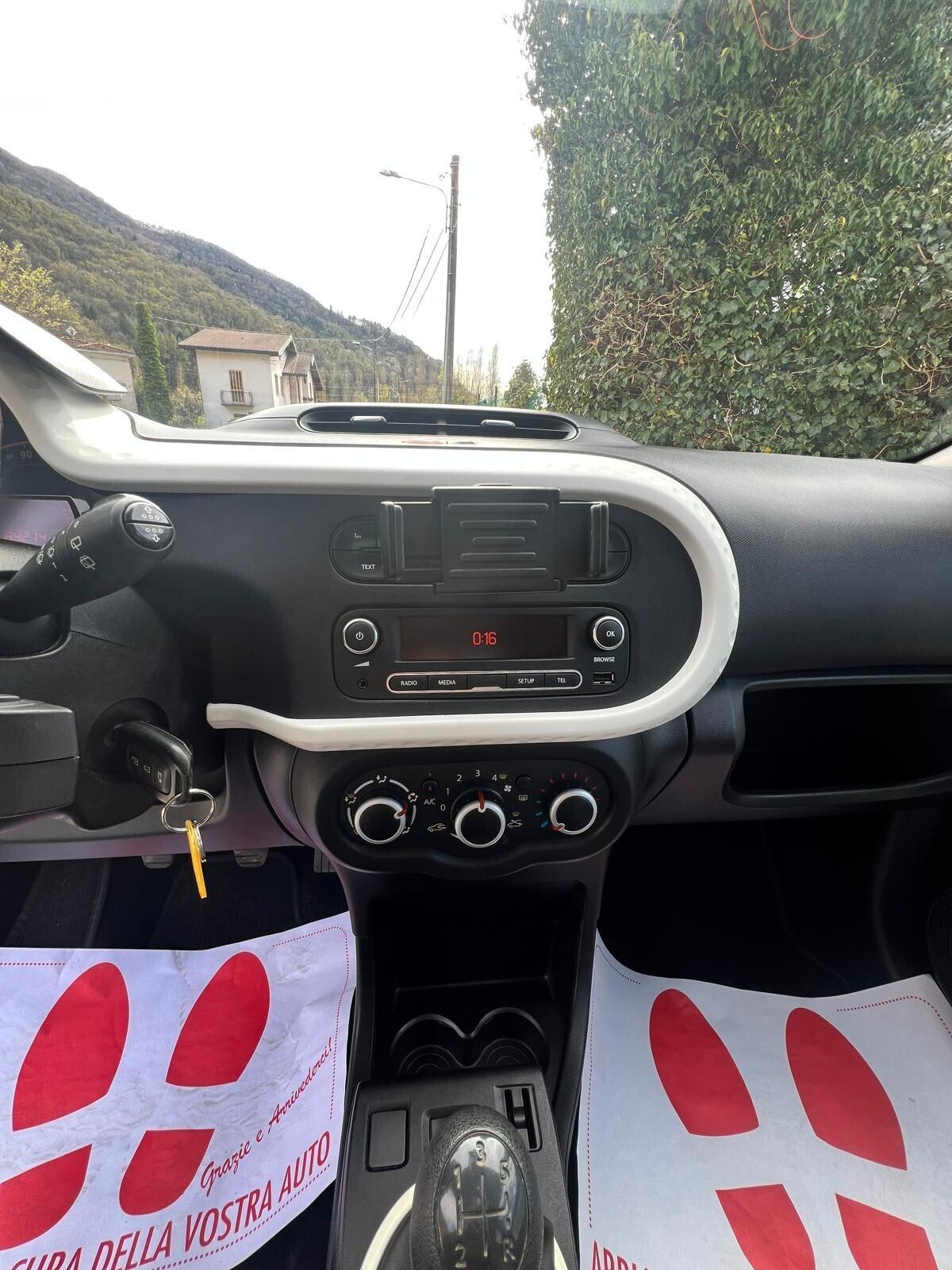 Renault Twingo benzina euro 6b neo patentati