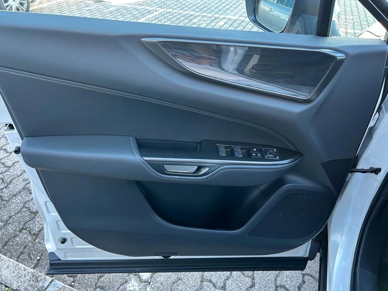 Lexus NX 350h 2.5 Premium+ 4wd e-cvt