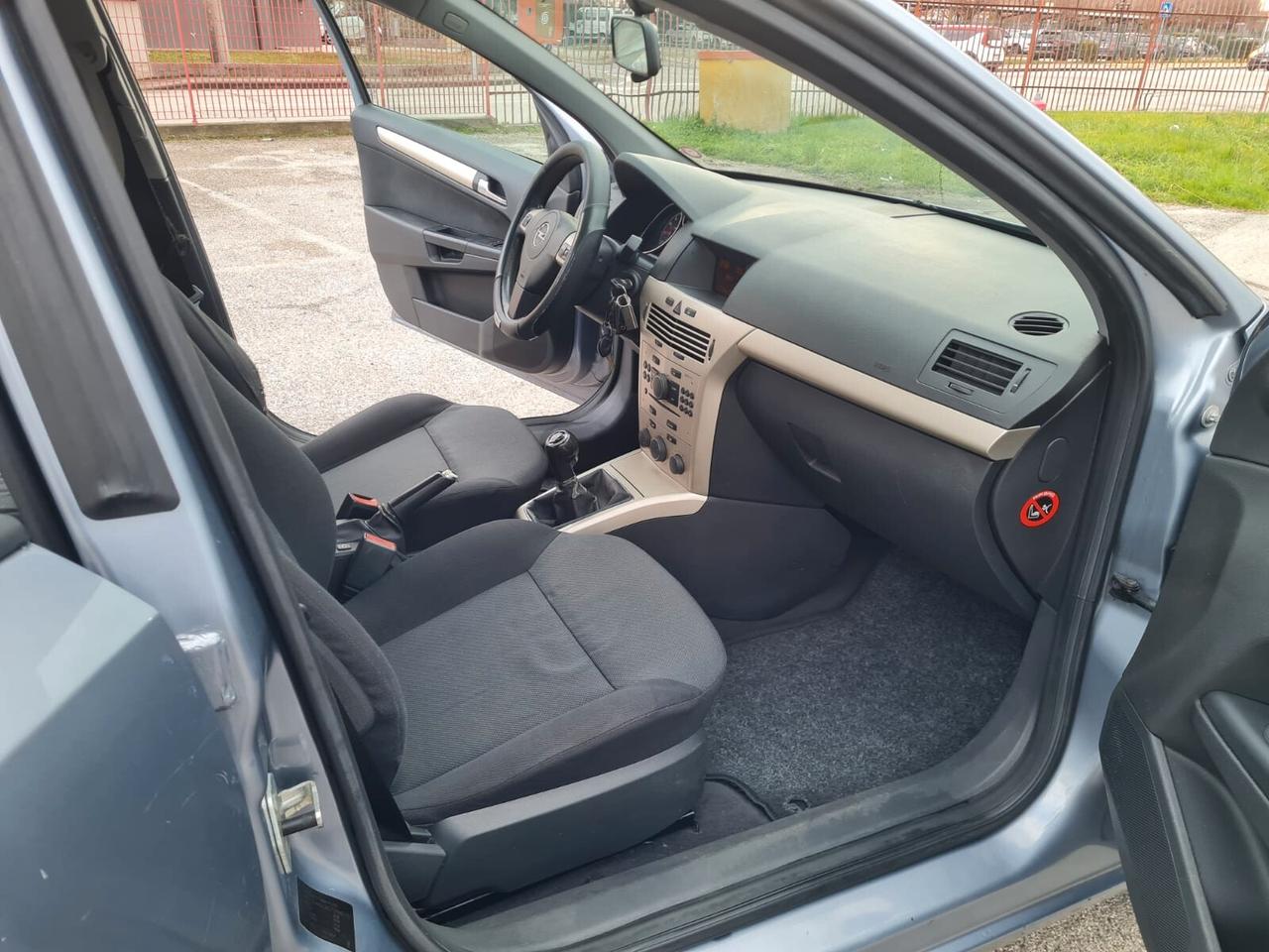Opel Astra 1.6i GPL Cosmo LEGGI BENE