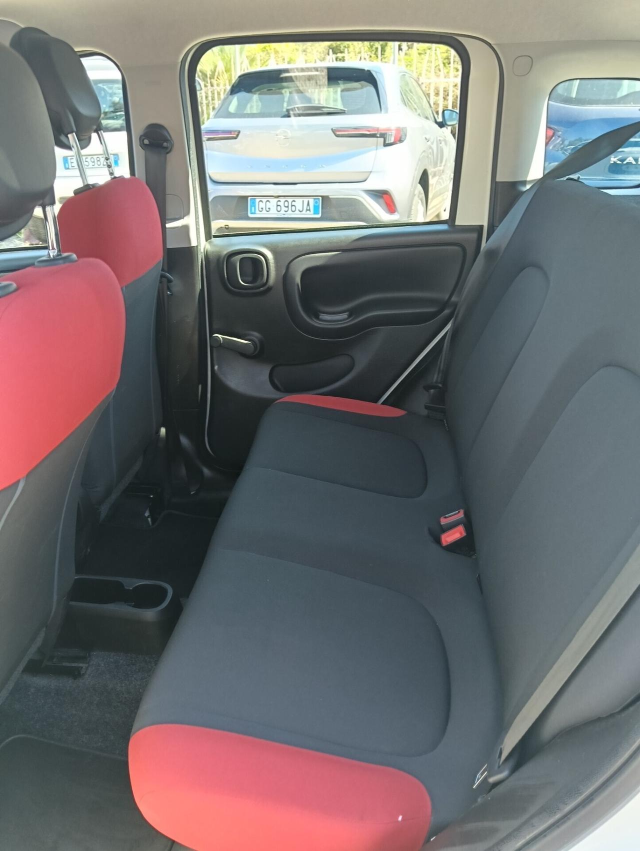 Fiat Panda 1.2 Easy(solo 13000km)