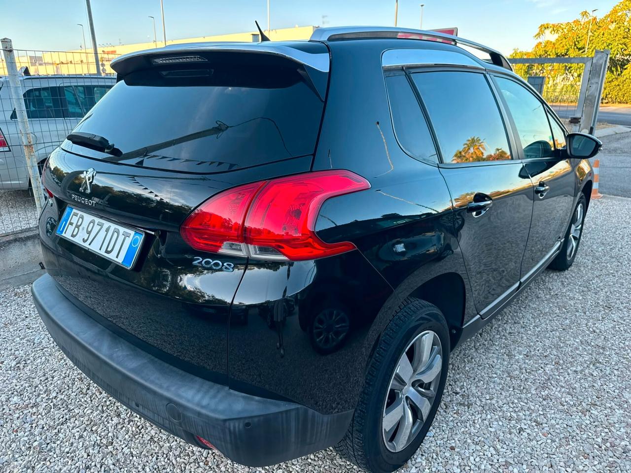 Peugeot 2008 BlueHDi 100 Active