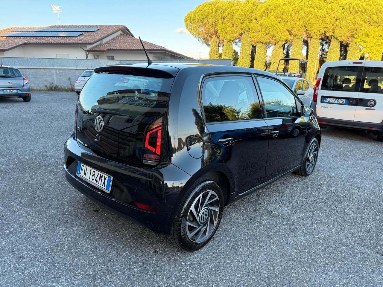 Volkswagen up! 1.0 5p. eco move BlueMotion Technology
