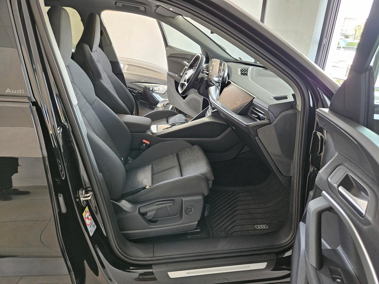 Audi Q5 TDi 150 kW mHEV+ S tronic quattro Launch edition one