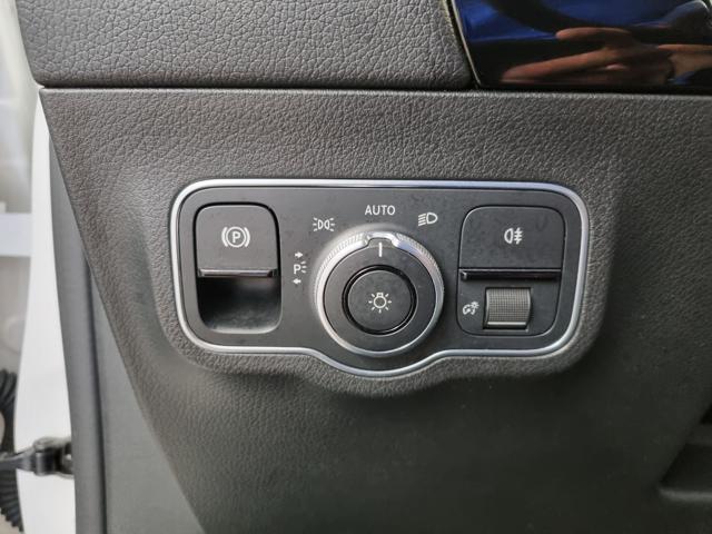 MERCEDES-BENZ GLA 200 d Automatic 4Matic Premium