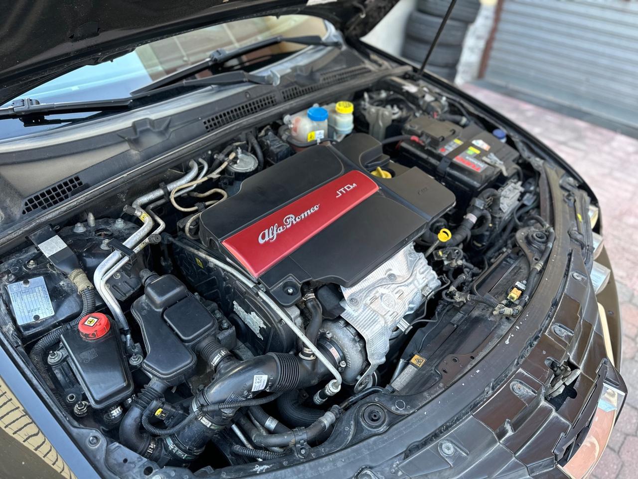 Alfa Romeo 159 2.0 JtdM Ti TURISMO INTERNAZIONALE EURO5