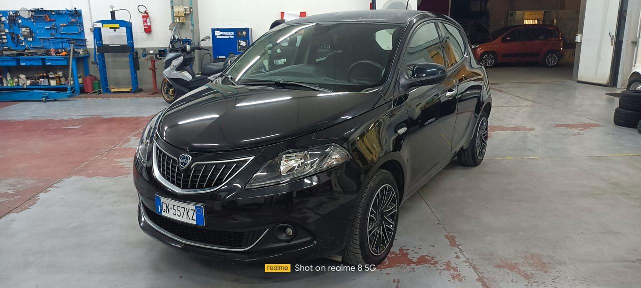 Lancia Ypsilon 1.0 FireFly 5 porte S&S Hybrid Gold Plus ( MOTORE NUOVO FATTURATO )