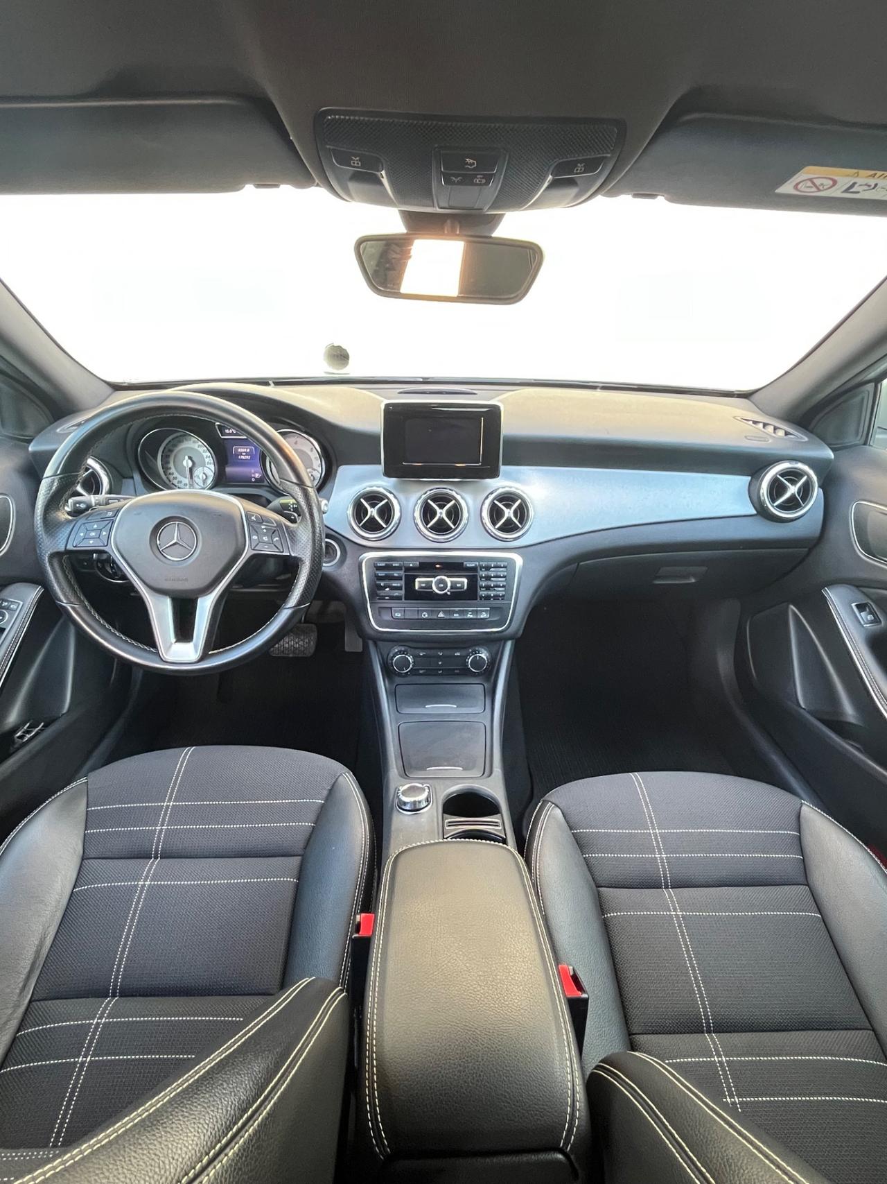 Mercedes-benz GLA 220 CDI Automatic 4Matic Premium