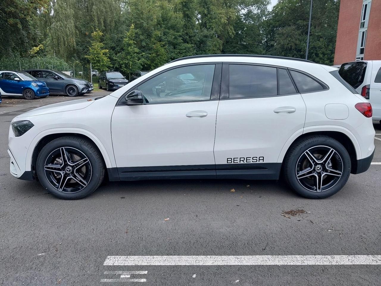 Mercedes-benz GLA 200 d Automatic AMG Premium - R19 - NIGHT PAKET - TELECAMERA