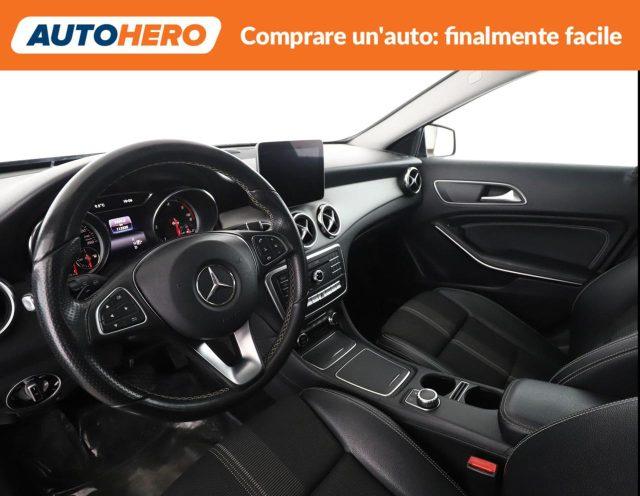 MERCEDES-BENZ GLA 200 d Automatic Sport