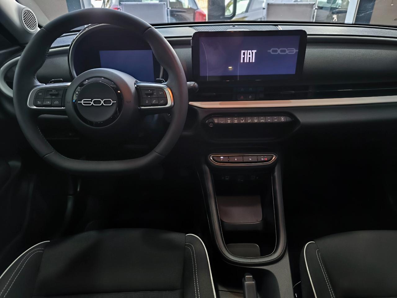 Fiat 600 Hybrid 100 CV DCT MHEV La Prima