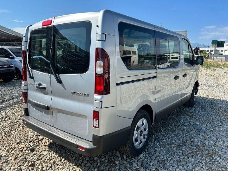 Renault Trafic passenger 2.0 Blue dci 150cv L1H1 Authentic