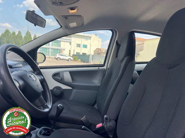 TOYOTA Aygo 1.0 12V VVT-i 5 porte Now Connect