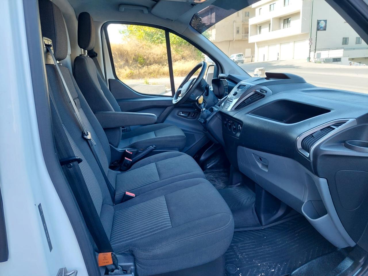 Ford Transit Custom Transit Custom 250 2.2 TDCi PC Furgone Entry