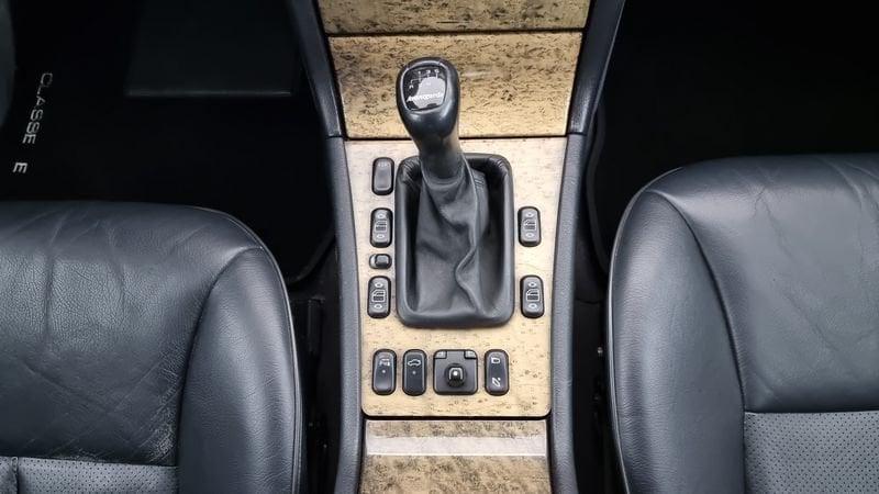 Mercedes-Benz Classe E E 200 Kompressor cat Avantgarde ASI