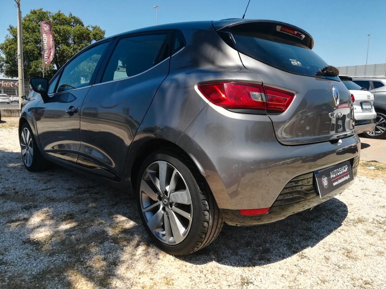 RENAULT - Clio - 1.5 dCi 8V 75 CV 5p. Costume Nat. - NEOPATENTATI - FINANZIABILE - PERMUTE