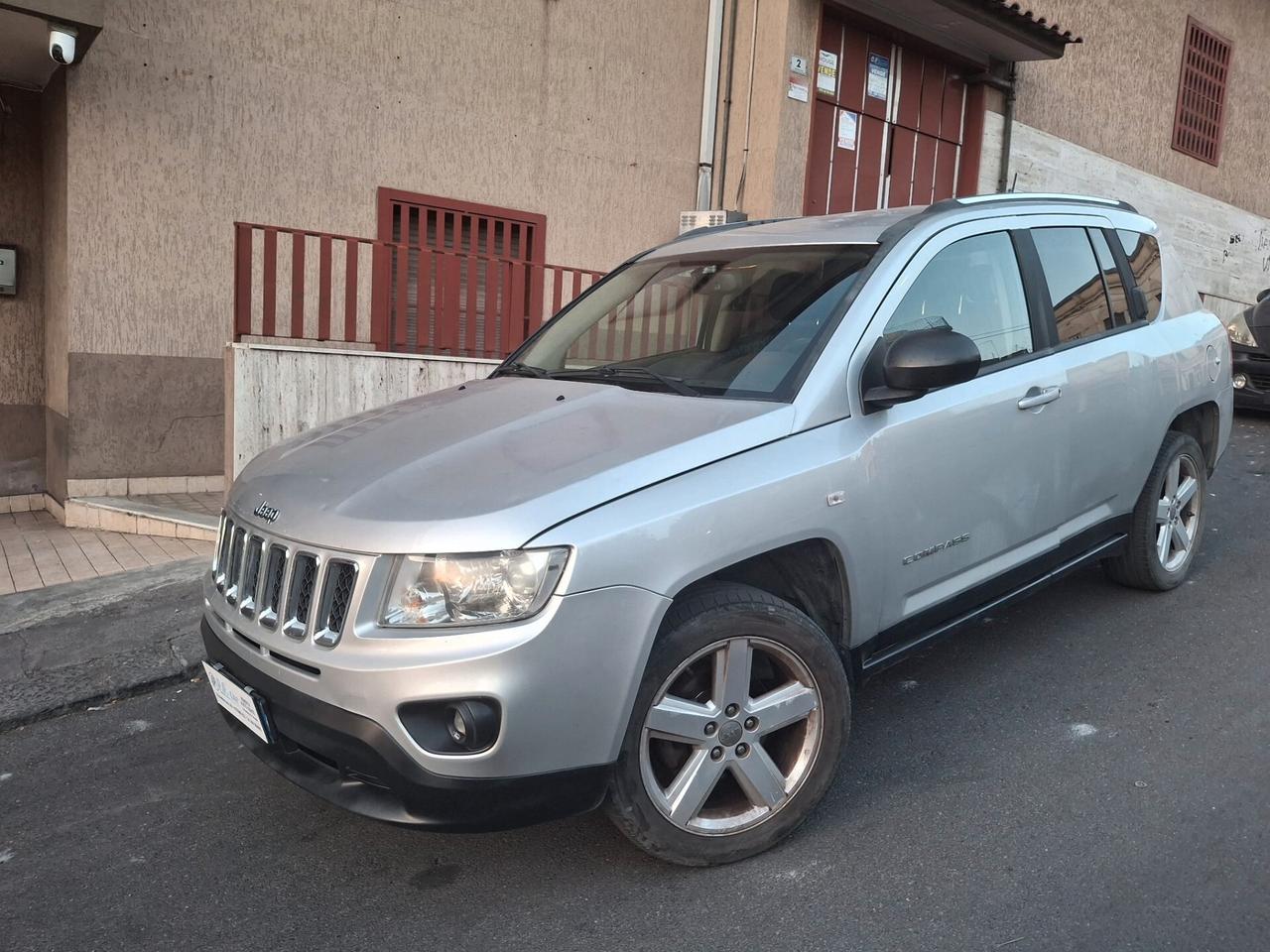Jeep Compass 2.2 CRD Limited (GRANDINATA)