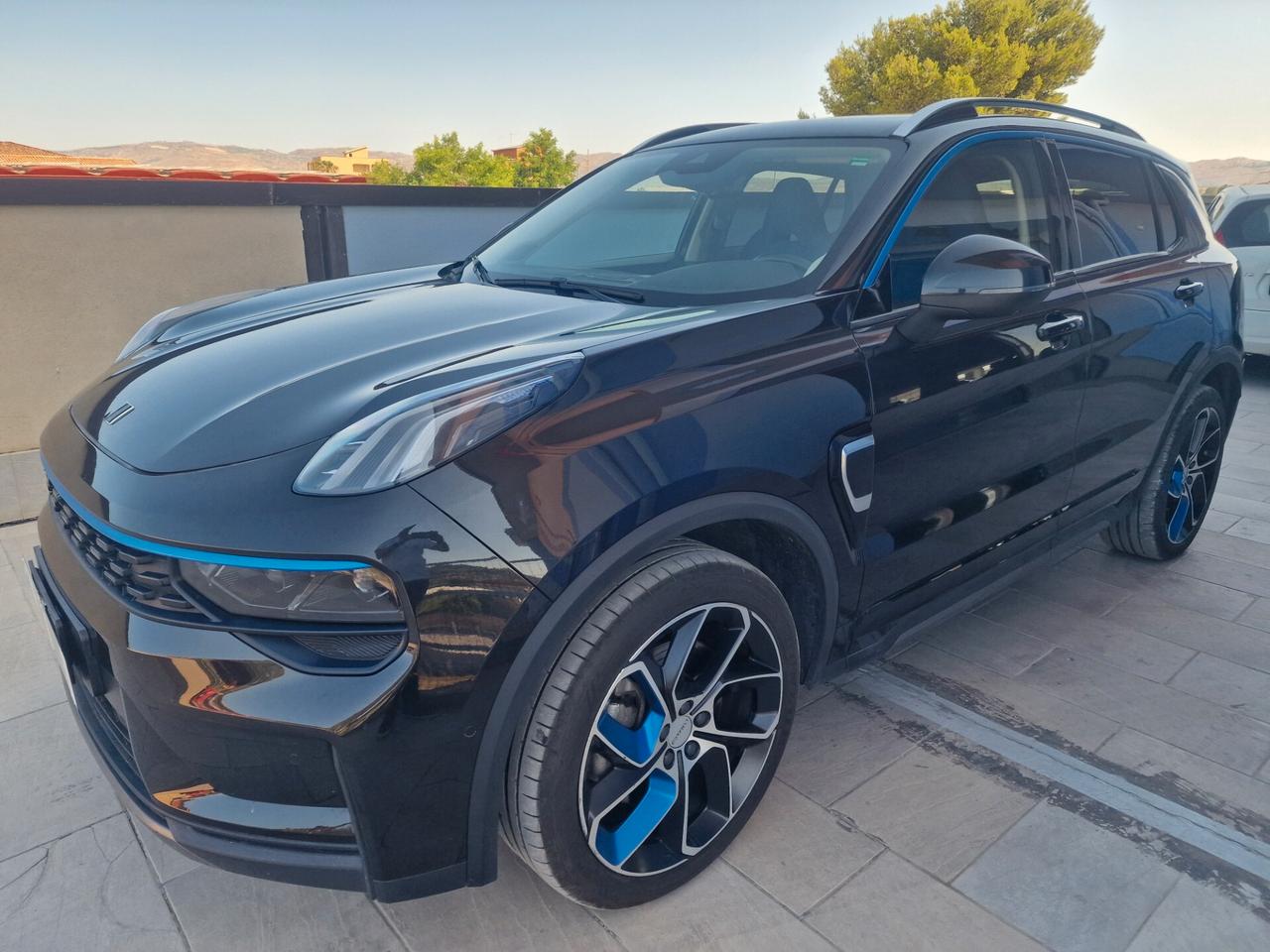 Lynk&co 01 PHEV