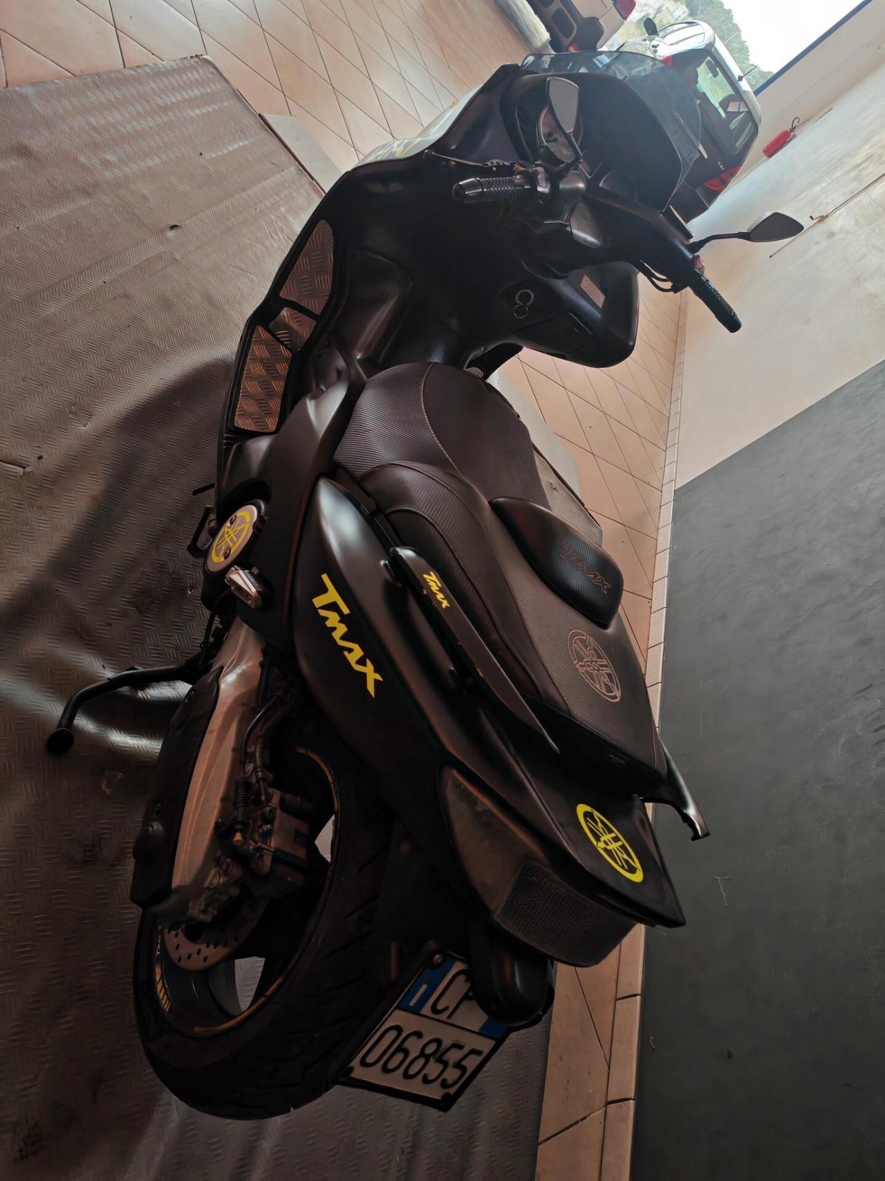 Yamaha T Max Black Max