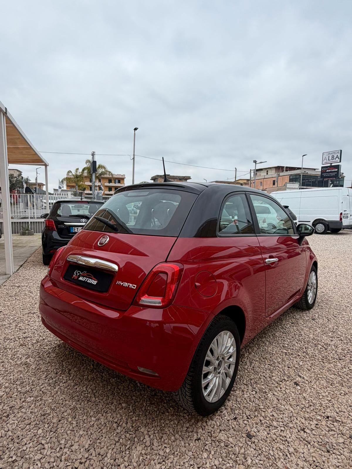 Fiat 500 1.0 Hybrid Red