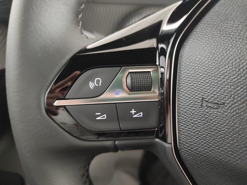 PEUGEOT 2008 2ª serie - 2008 Hybrid 110 e-DCS6 Allure