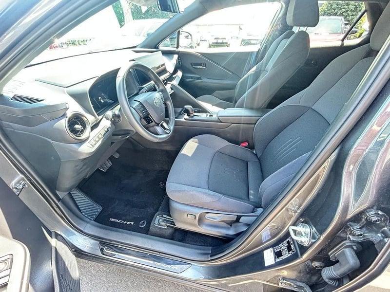 Toyota C-HR 2.0 PHEV E-CVT Trend