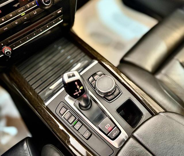 BMW X5 xDrive30d 258CV Luxury *TETTO PANORAMICO APRIBILE*