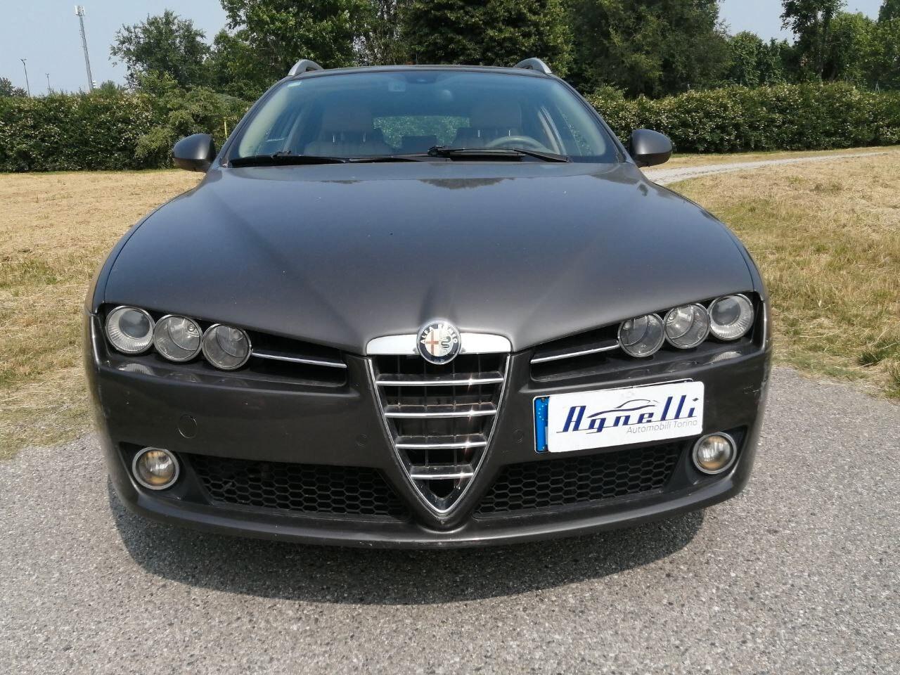 Alfa Romeo 159 1.9 JTDm 16V Sportwagon Distinctive