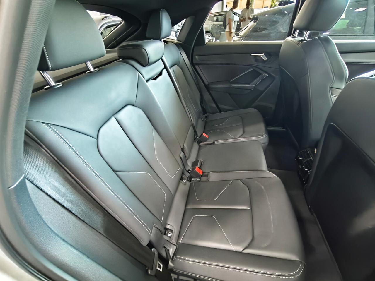 Audi Q3 SPB 35 TDI S tronic S line (GARANZIA 2 ANNI)