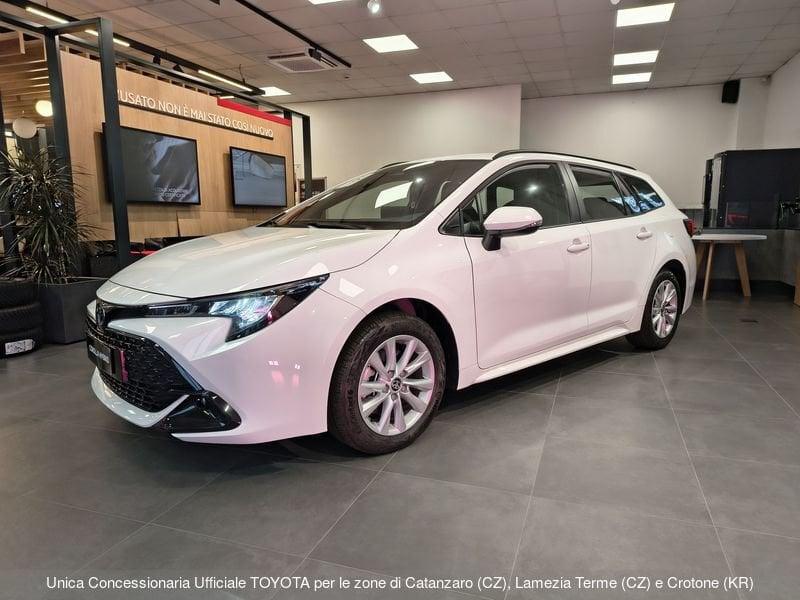 Toyota Corolla TS 2.0 Hybrid Active MY24