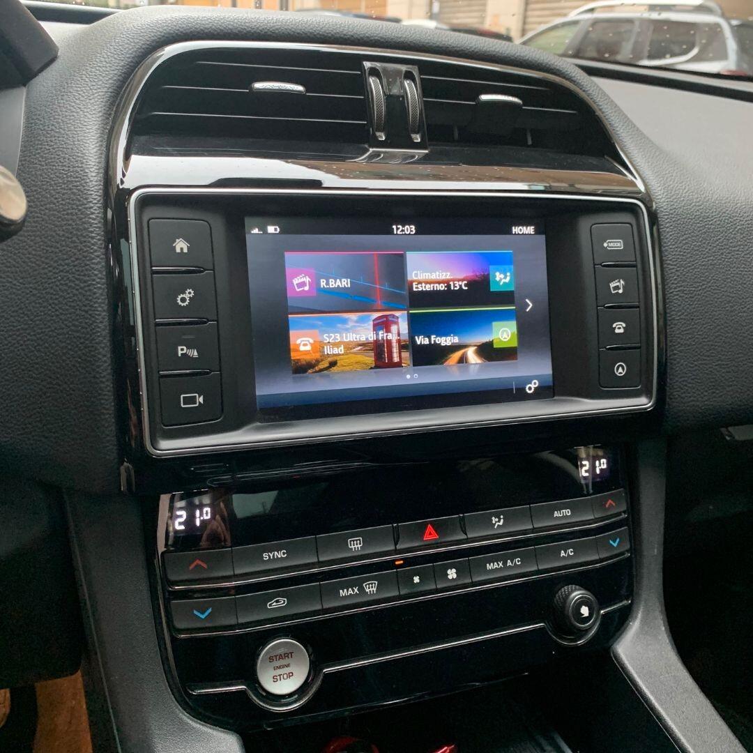 Jaguar F-Pace 2.0 D 180 CV AWD aut. R-Sport