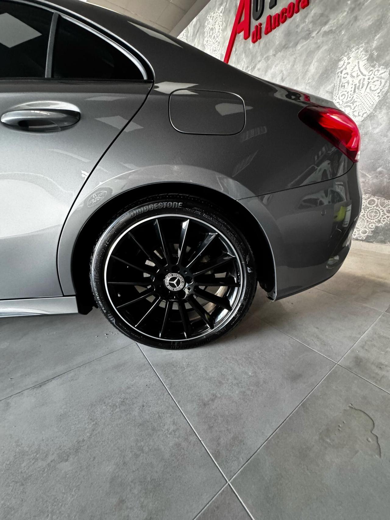 MERCEDES A 180CDI SEDAN AT8 PREMIUM TETTO APRIBILE