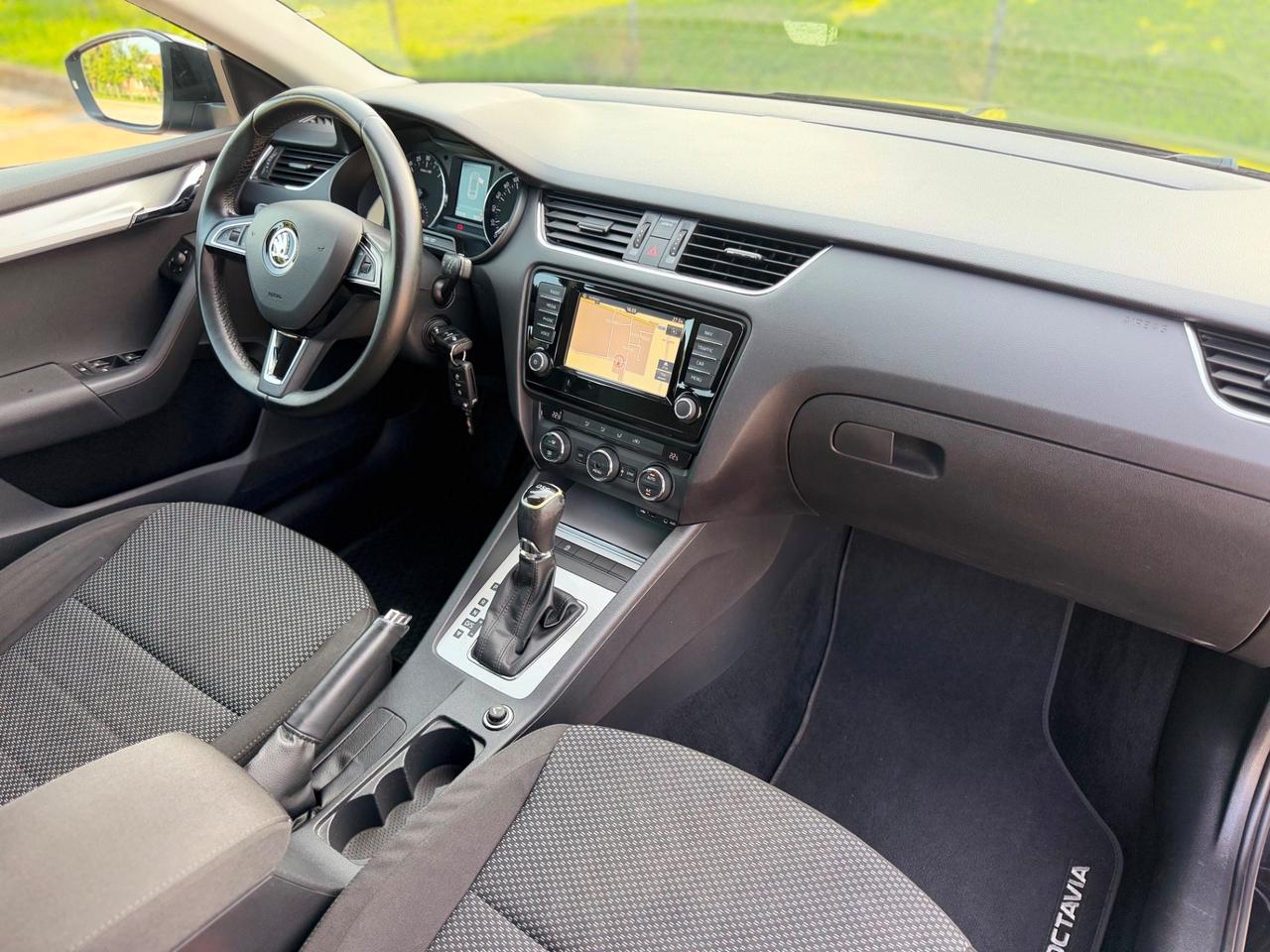 Skoda Octavia 1.6 TDI CR 110 CV Wagon Style e6