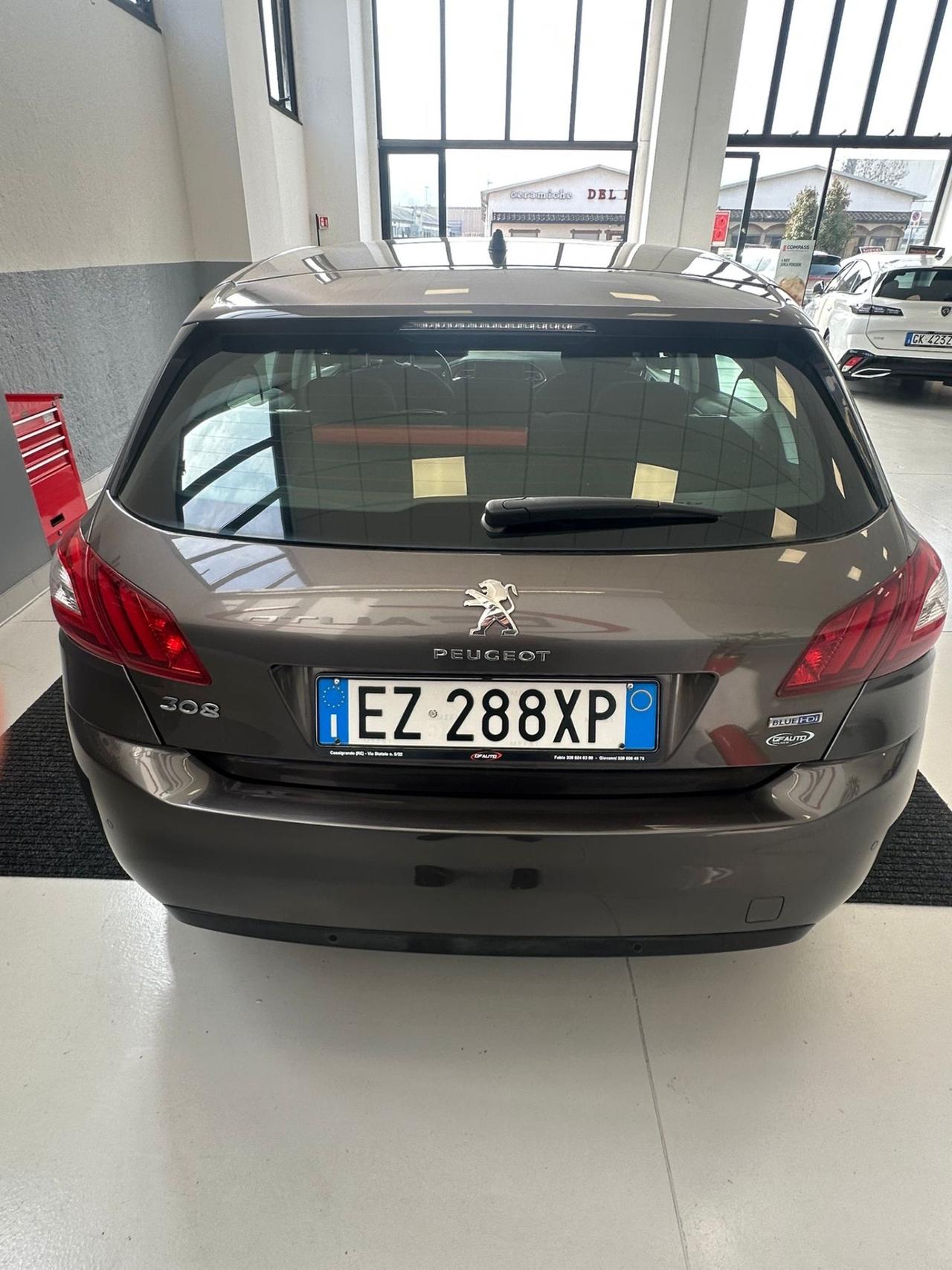 Peugeot 308 BlueHDi 120 S&S Business
