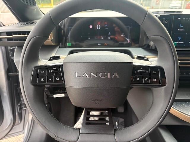 Lancia Ypsilon Hybrid e-DCT LX