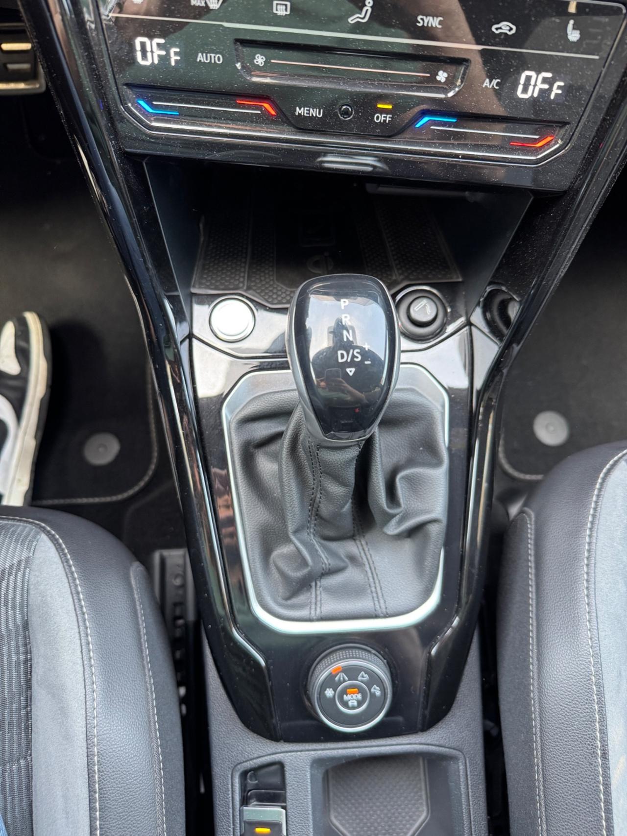 Volkswagen T-Roc 2.0 TDI SCR 150 CV DSG 4MOTION R-Line