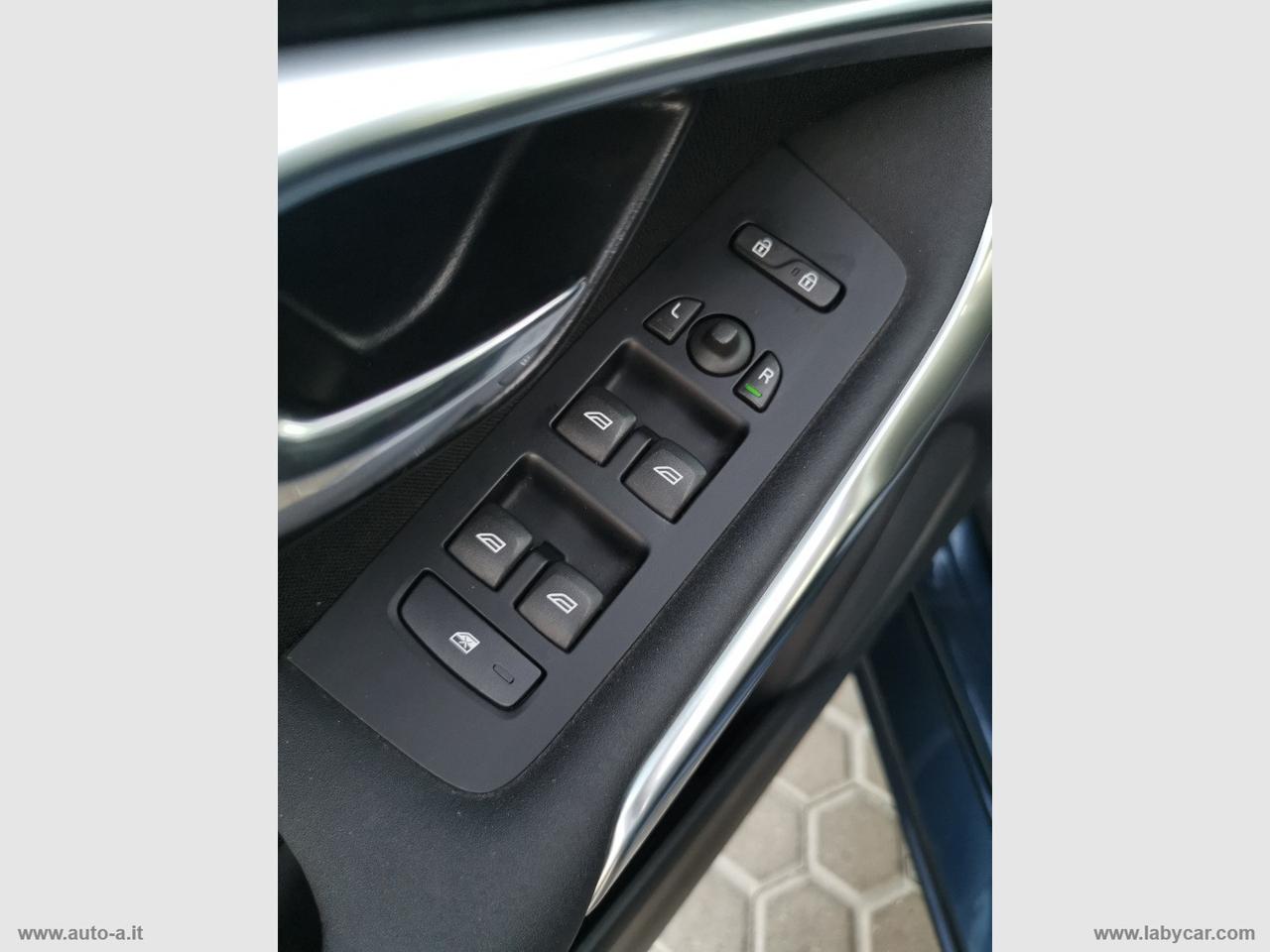 VOLVO V40 D2 Kinetic