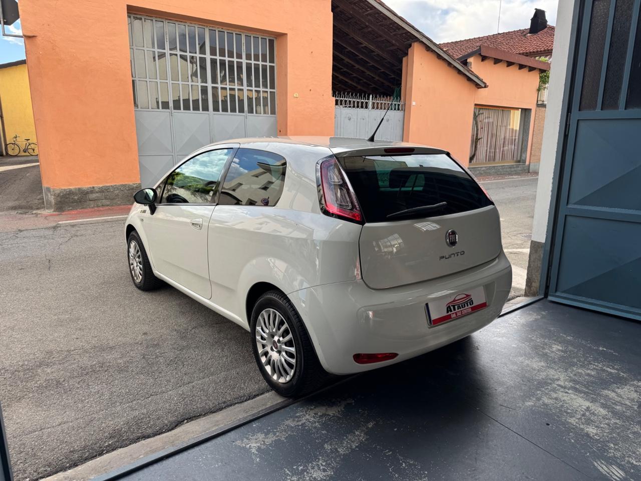 Fiat Punto 1.3 MJT II 75 CV 3 porte Young