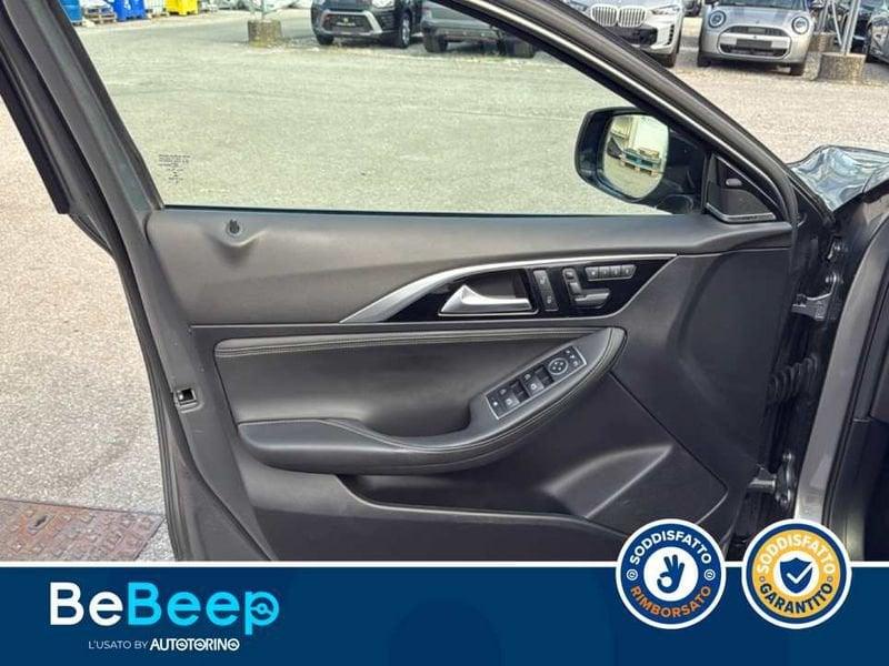 Infiniti Q30 2.0T SPORT TECH AWD 211CV DCT MY18