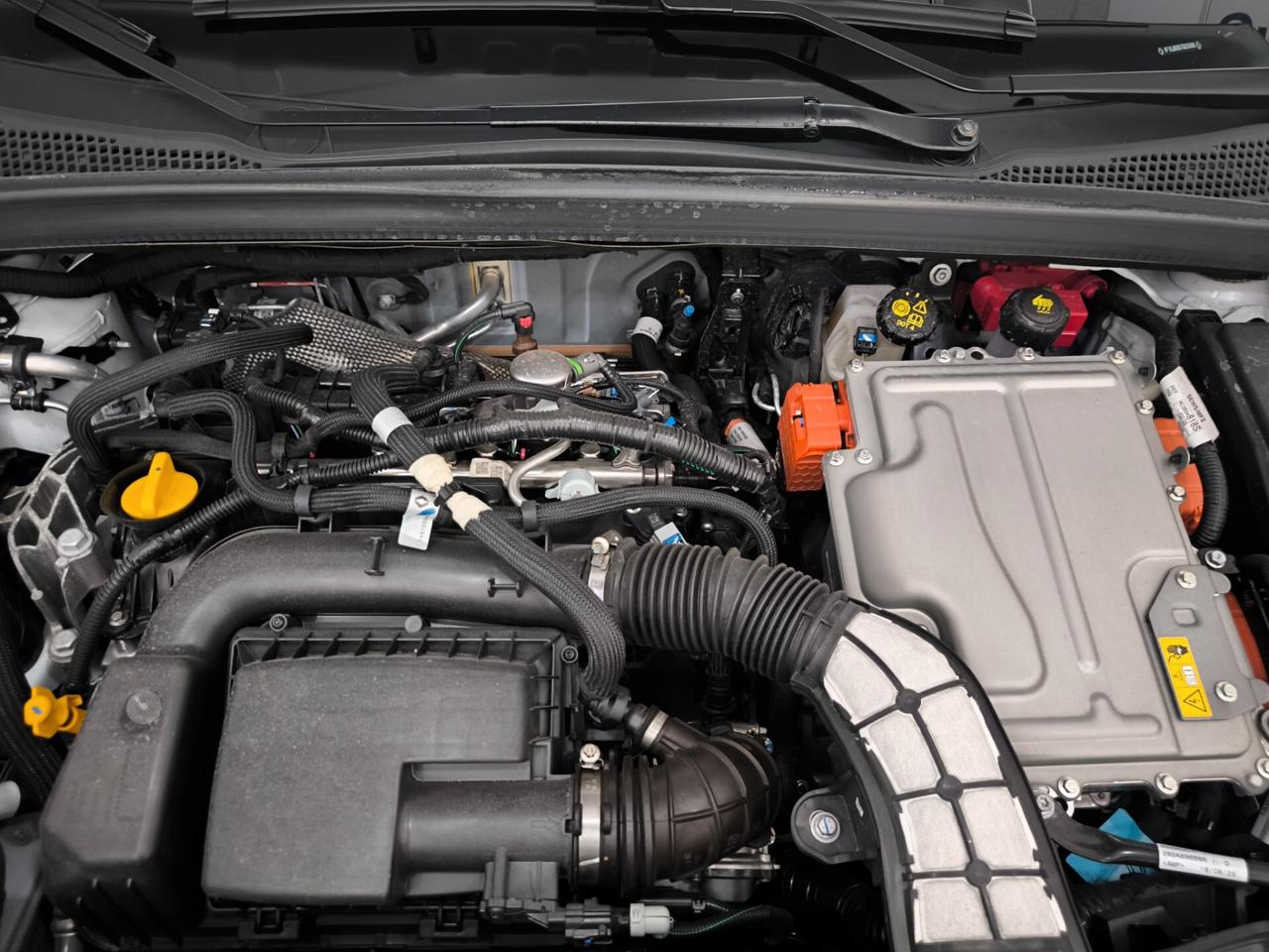 Renault Captur Full Hybrid E-Tech 1.8 160 CV Techno