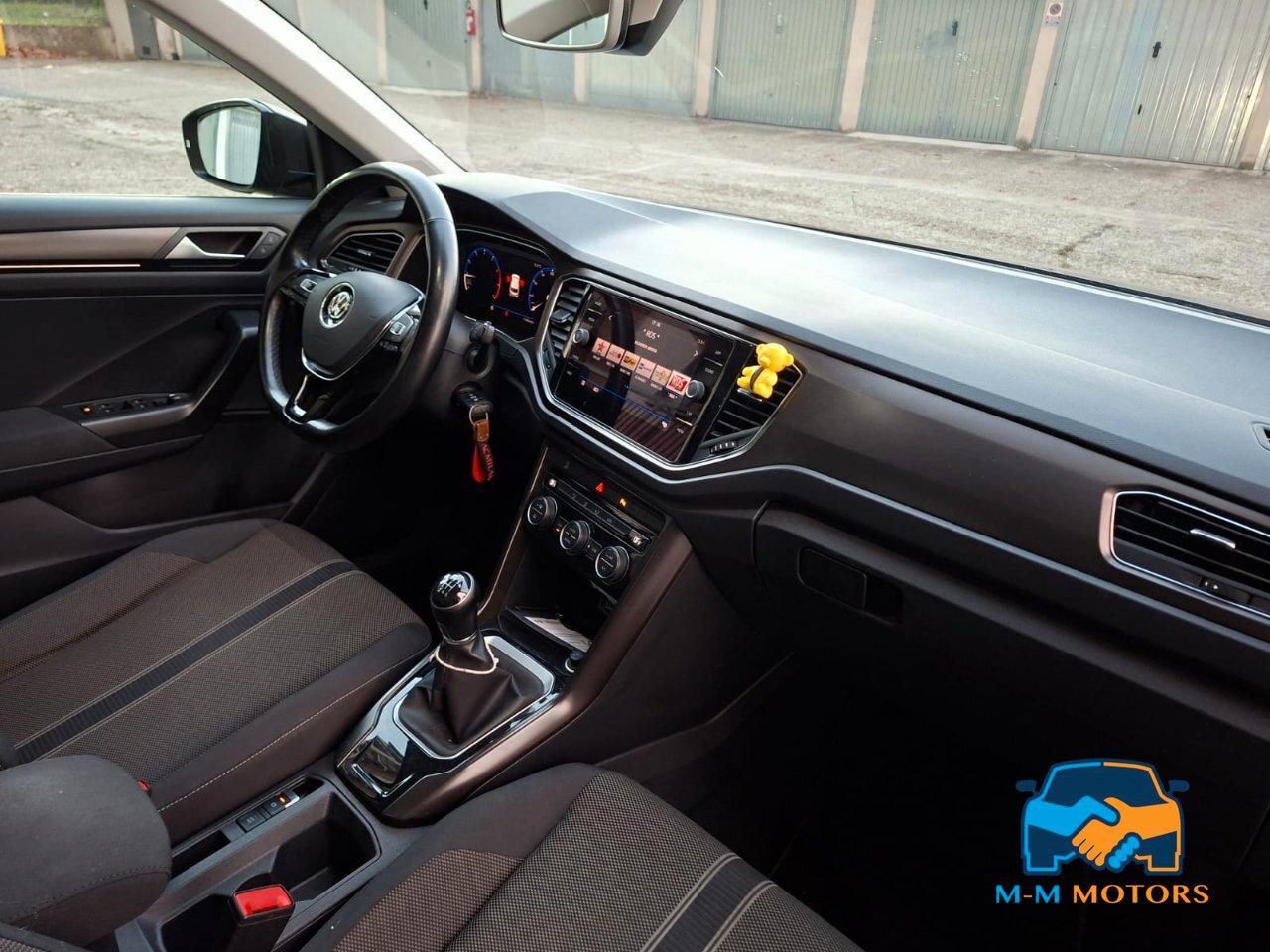 Volkswagen T-Roc 1.0 tsi Advanced