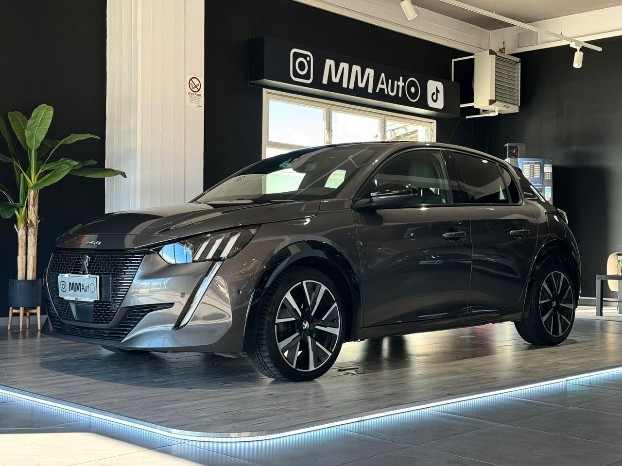 Peugeot 208 BlueHDi 100cv GT Line