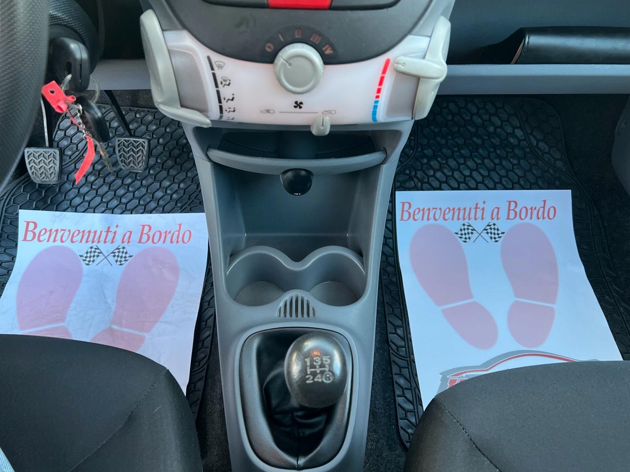 Toyota Aygo 1.0 Now TAGLIANDATA CON GARANZIA