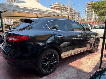 Maserati Levante Finanziabile Garanzia Anche permuta