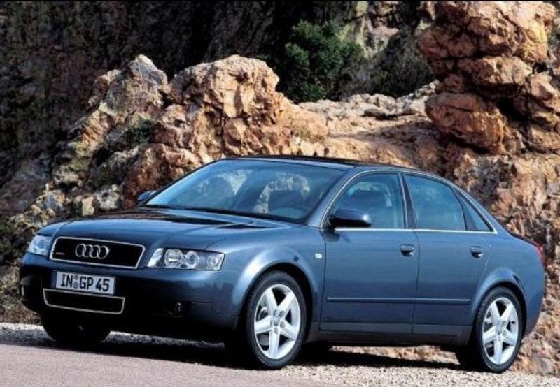 Audi A4 II 1.9 tdi 130cv