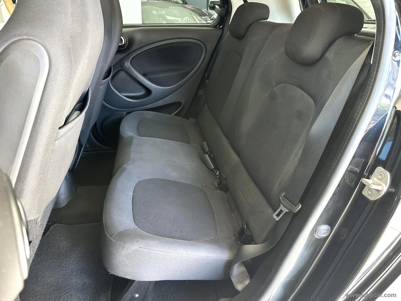 SMART forfour 70 1.0 twinamic Passion