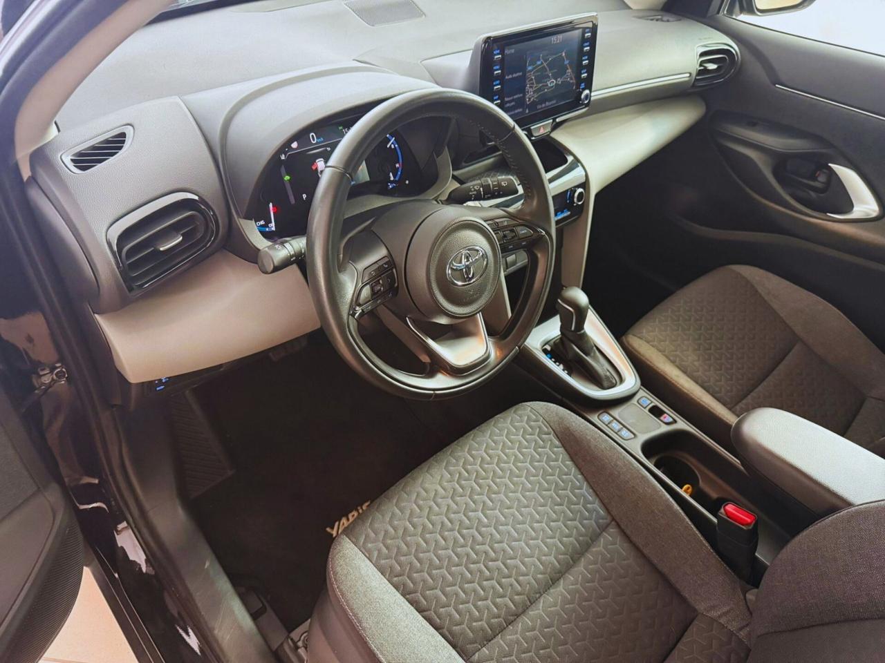 Toyota Yaris Cross SUV 1.5H (116 CV) E-CVT BUSINESS