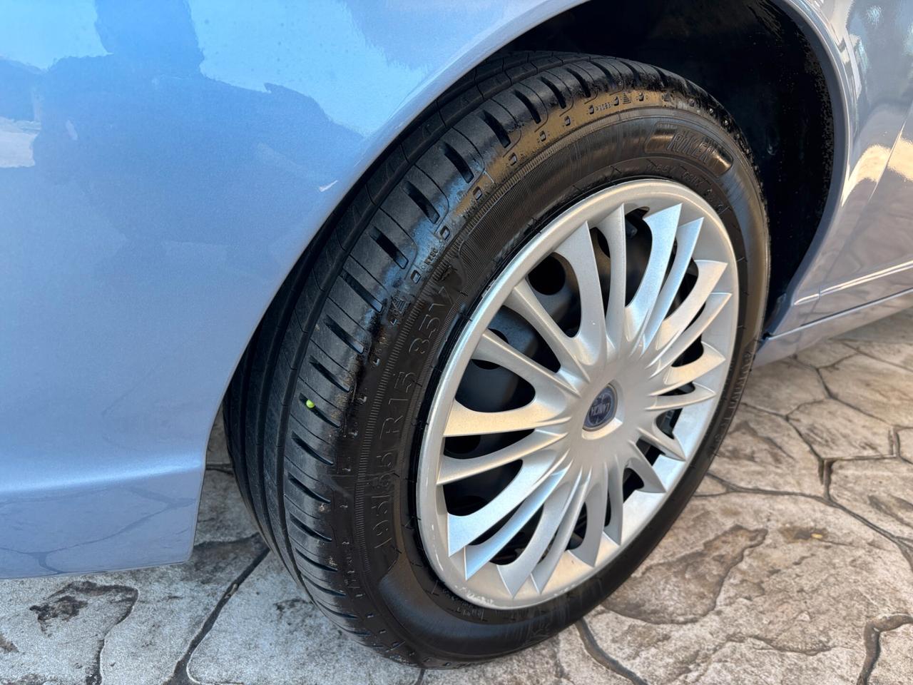 Lancia Ypsilon Modamilano - 22.000 KM -2008