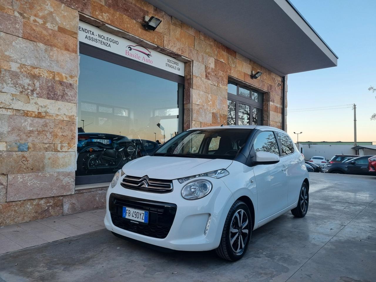 Citroen C1 VTi 68 ETG 5 porte Shine