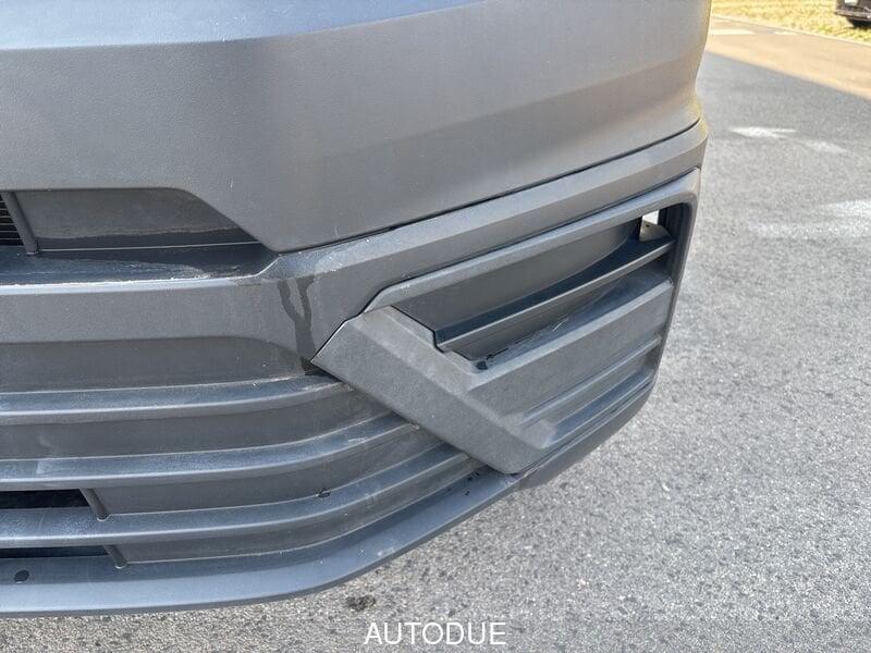 Volkswagen Crafter CREAFTER 30 2.0 TDI 140 CV L3H3 FURGONE